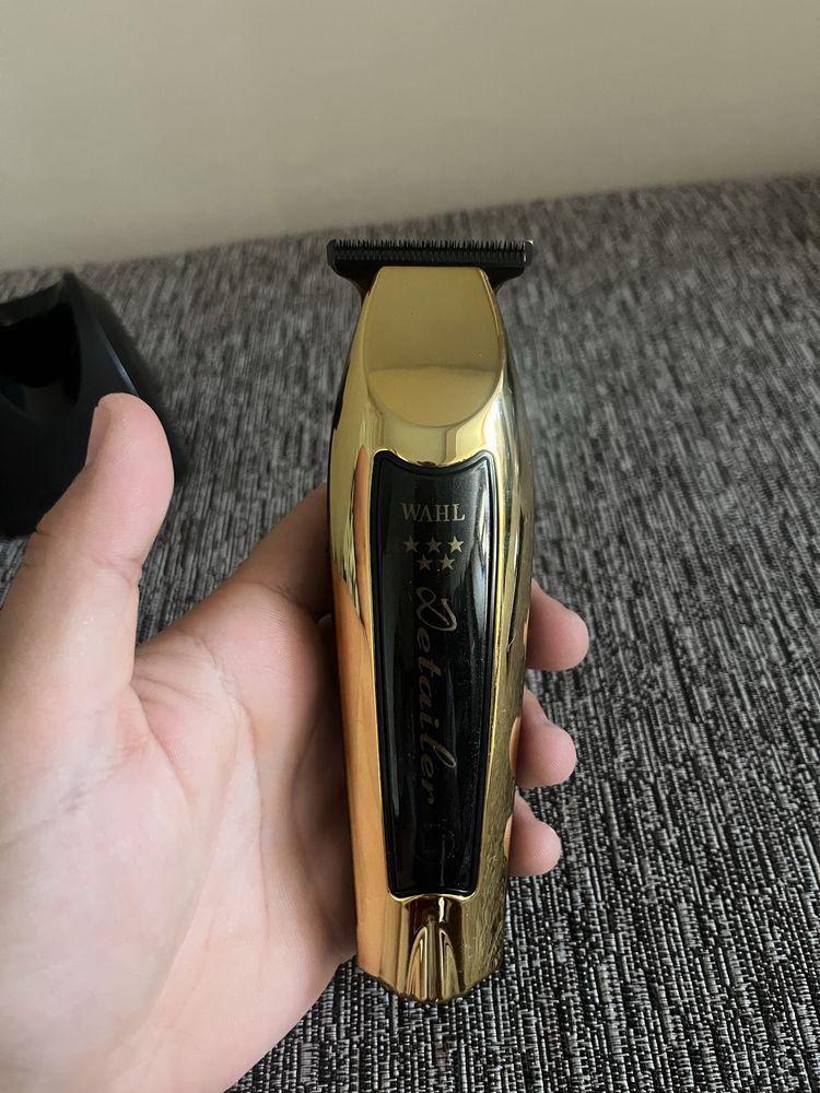 WAHL DETAILER GOLD + СТАНЦИЯ златен тример вал jrl gamma sc