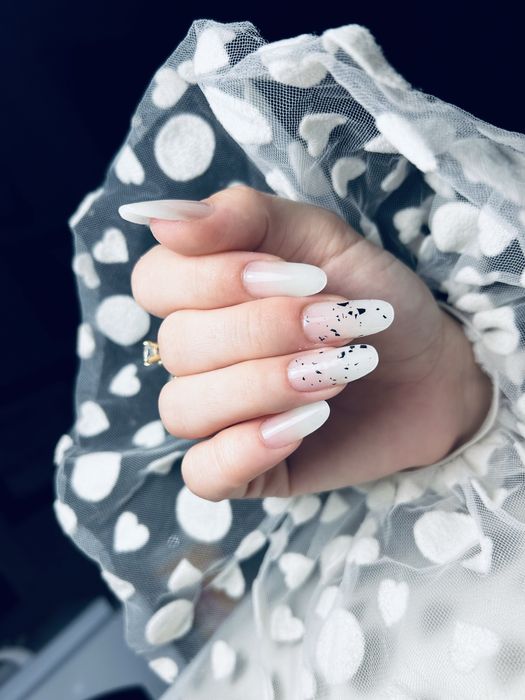 Unghii cu gel / Construcție cu tipsuri reutilizabile – Str. Gării 161