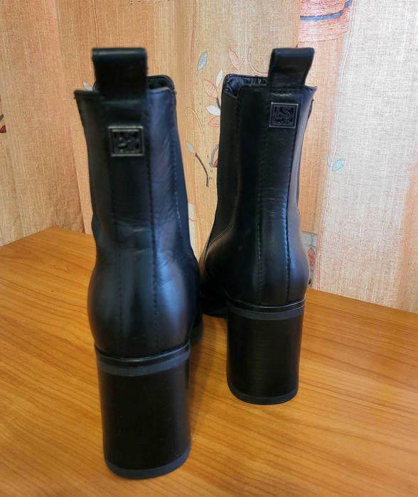 Нови Дамски кожени боти Lasocki