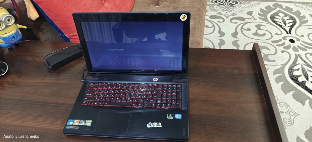 Lenovo legion y500