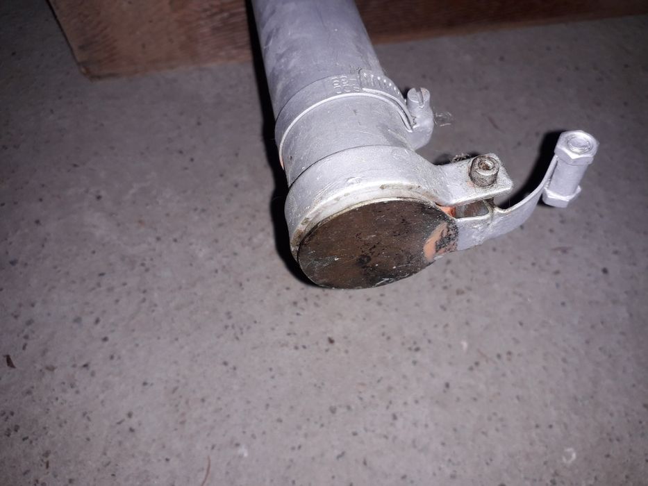 Eșapament exterior generator electric