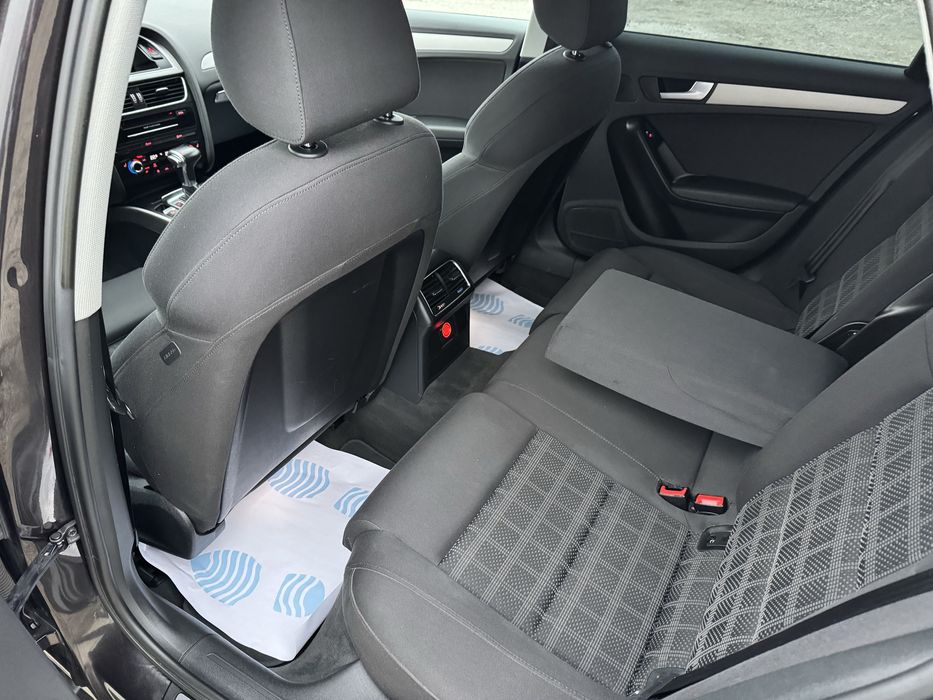 Audi A4 2.0 TDI 150CP S-Line Automata Xenon Navi Full Led