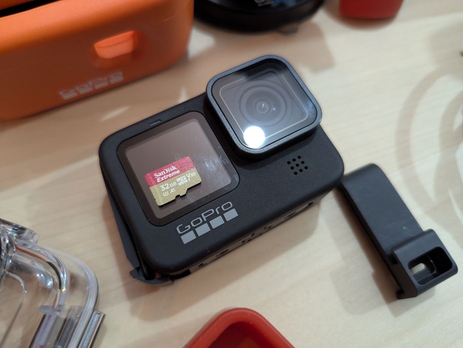 GoPro Hero 9 Black + Set Accesorii (Originale + Nubear) – Kit Complet