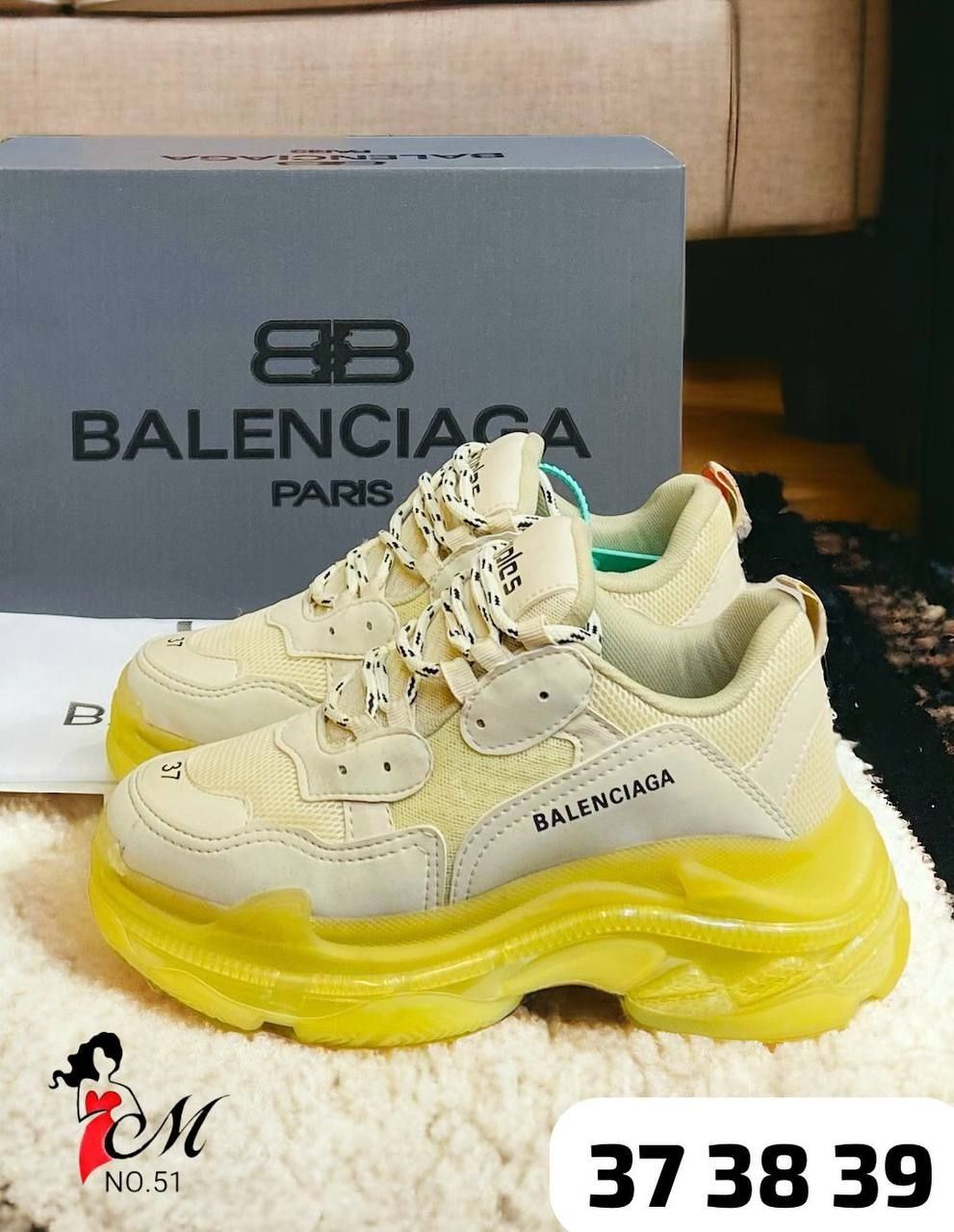 Vând adidași dama Balenciaga