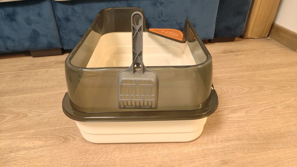 Котешка тоалетна