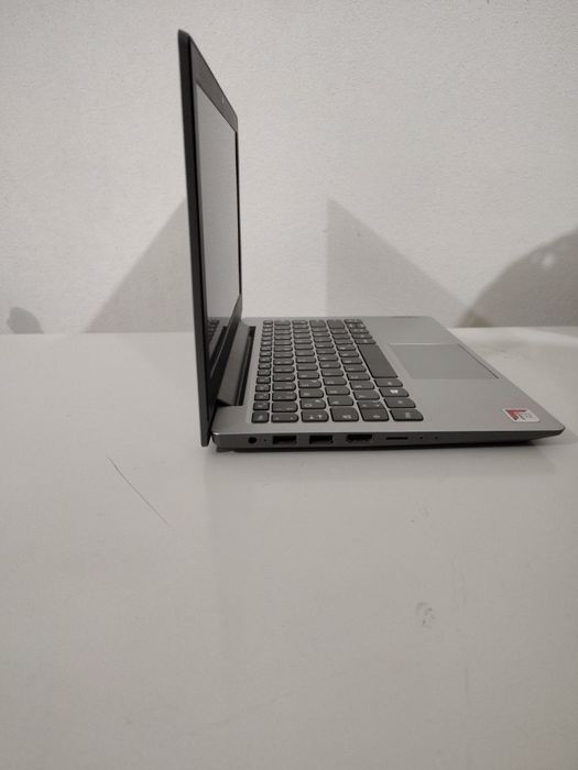 Laptop Lenovo idealPad Slim 1-11AST-05