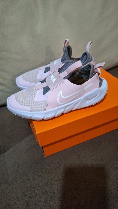 Маратонки за момиче  Nike