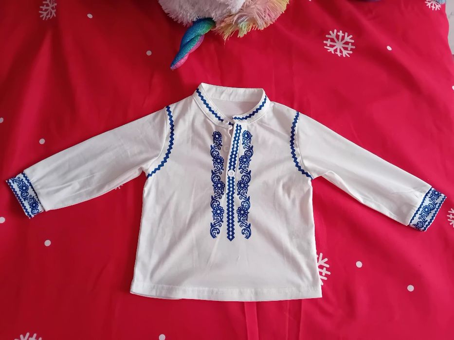 Bluza tip ie purtata maxim 1 ora