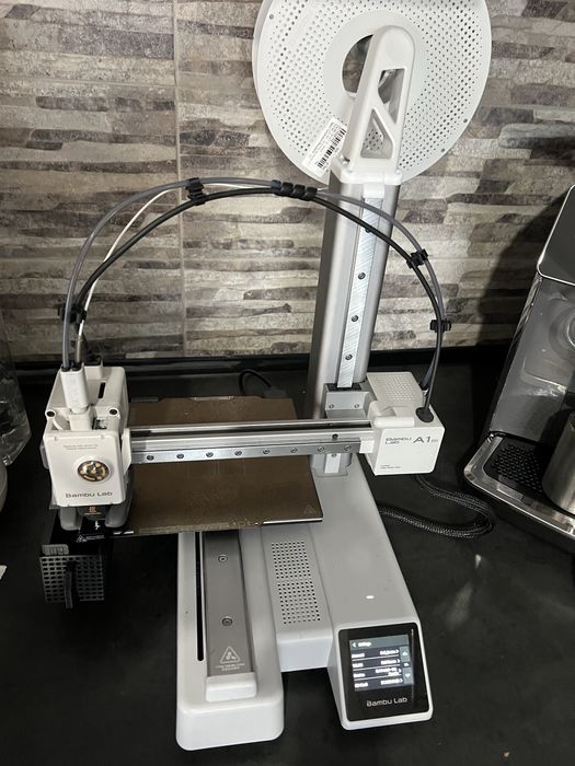 Bambu lab a1 mini schimb doar cu bambu lab A1