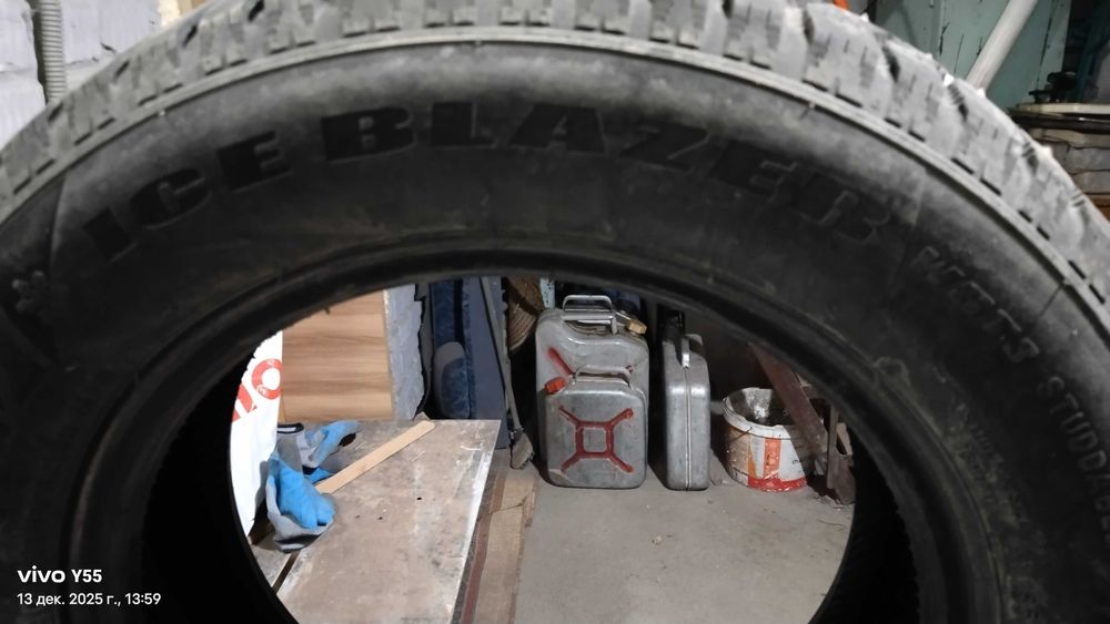 шины зимние шипованные б/у 4 шт