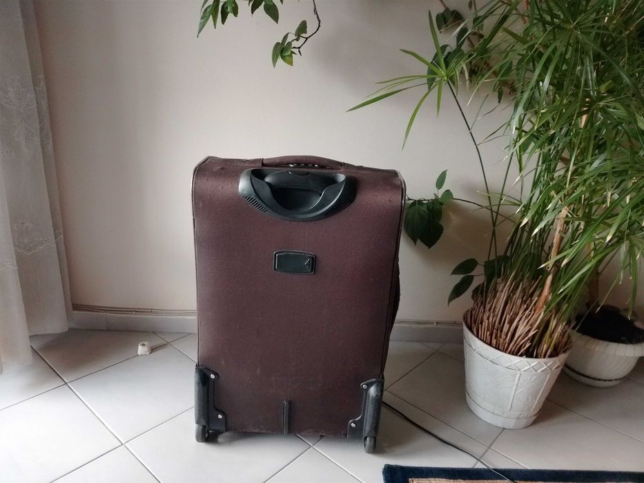 Куфар 2бр усилени колелца "KML" 65/43/30см  "25лв"!+Доставка!