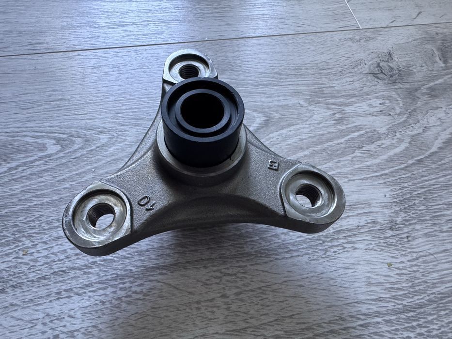 Flansa cardan grup spate BMW F10 F11 Seria 5 520d 520XD 525d 525XD 530