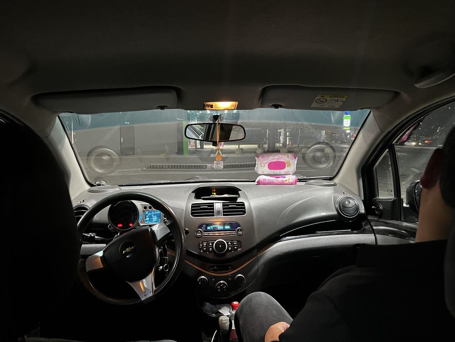 Spark 2015  mexanika 331000 km Holati zo’r ishi yoq