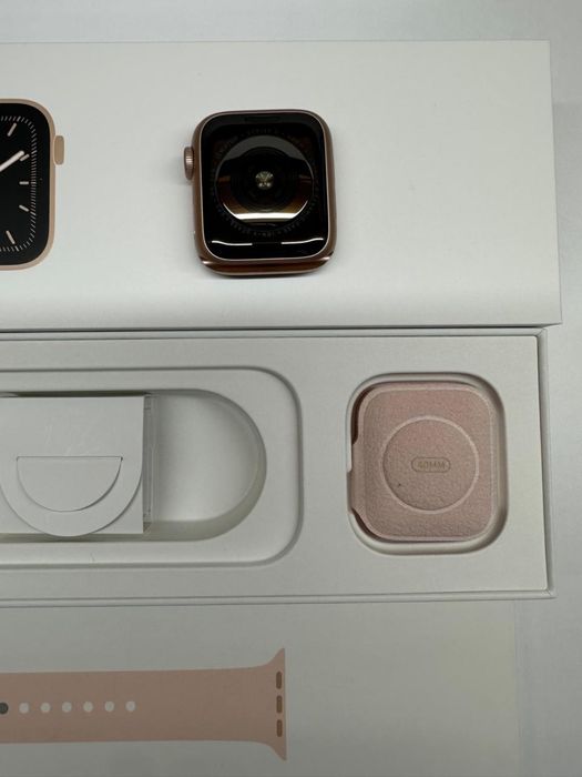 Apple watch series 5