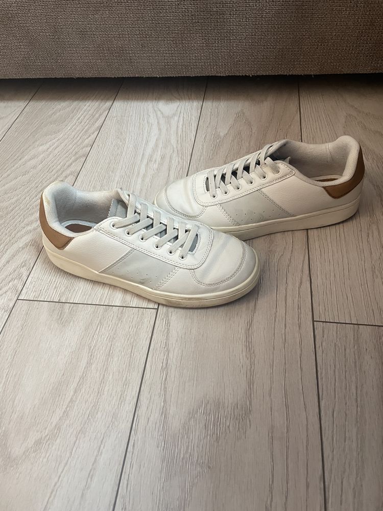 Sneakers Zara marime 36