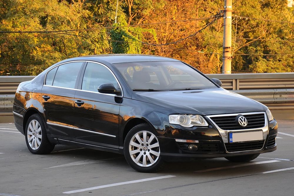 Volkswagen Passat B6 2007 2.0TDi 140 CP E4 6 trepte Clima Camera Navi, Inmatriculat