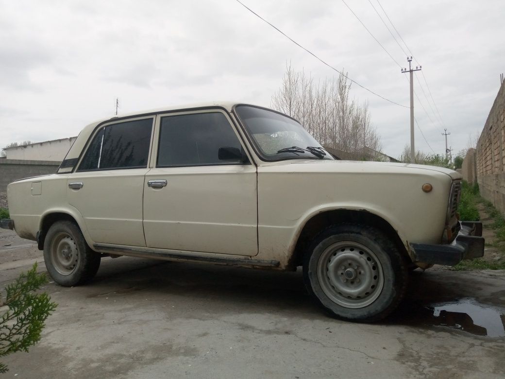 Sotiladi vaz 2101