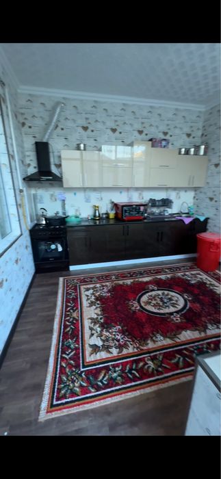 Tosh. vil. Parkent t. uy sotiladi