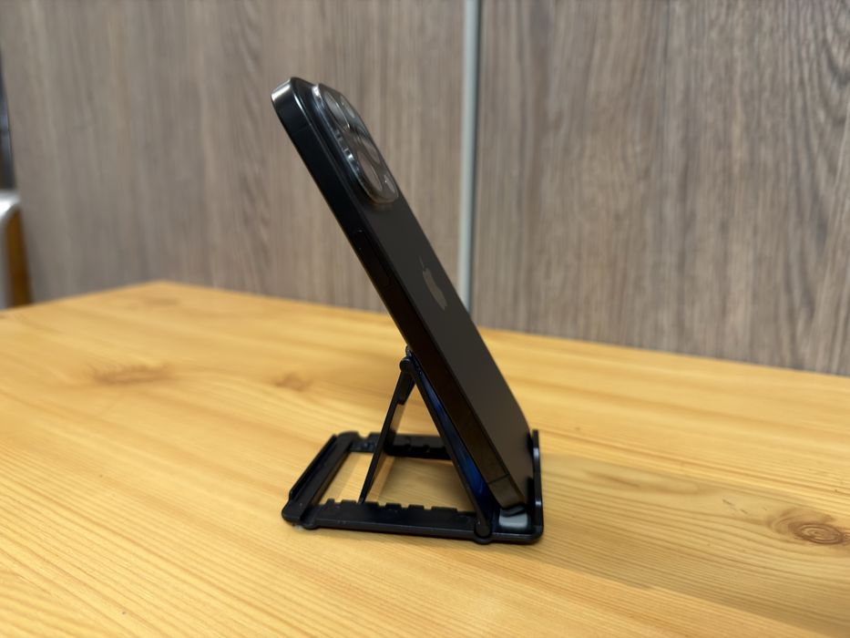 Apple iPhone 15 Pro 256GB Black Titanium + husa Spigen CADOU