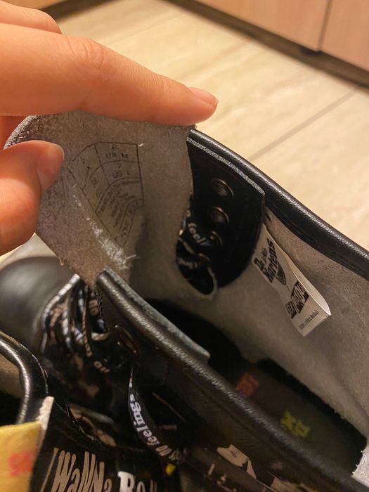 Bocanci DR. MARTENS X SEX PISTOLS marimea 38