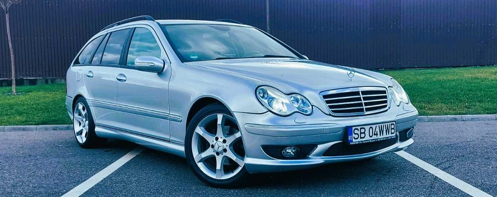 Mercedes Benz C220 CDI Sport Edition
Mercedes Benz C220 SportEdition