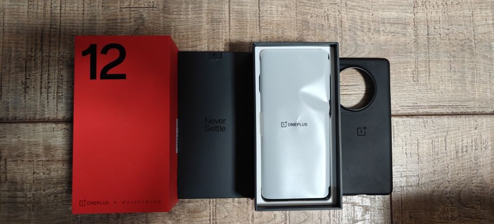 One plus 12, 1TB, 16gb ram