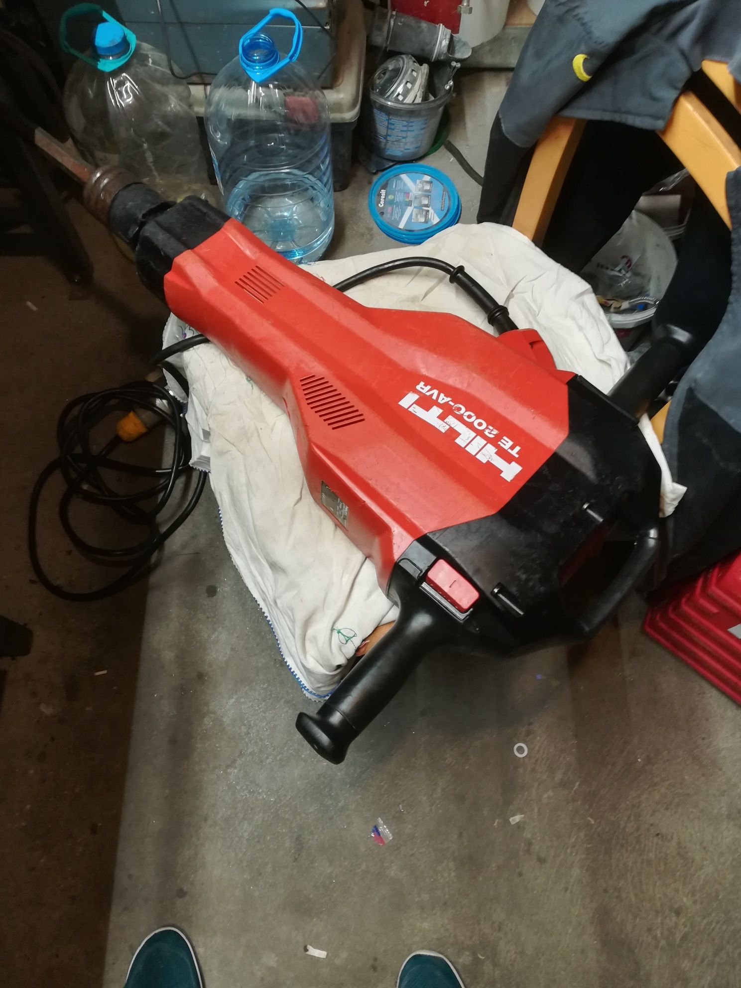 Къртач Хилти Hilti Te 2000 avr, и Te 706 avr