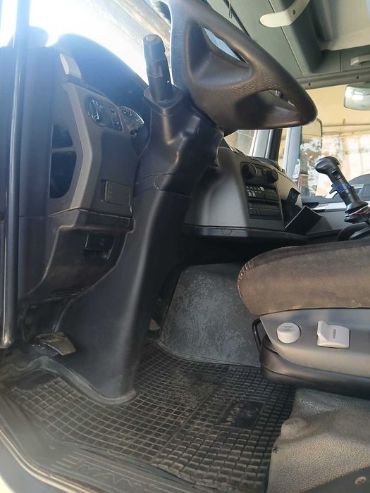 Autobasculanta 8x4
