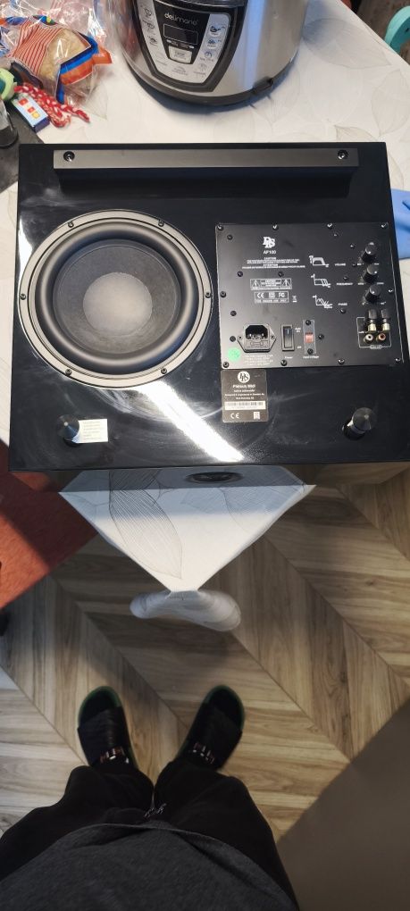Активен субуфер DLS Flatsub Midi
