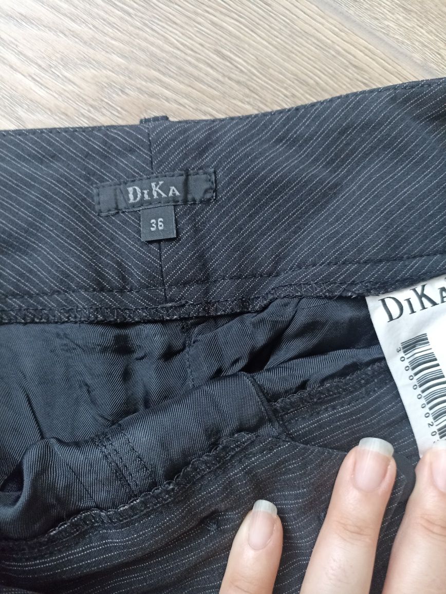 DiKa 2 поли за офис, S