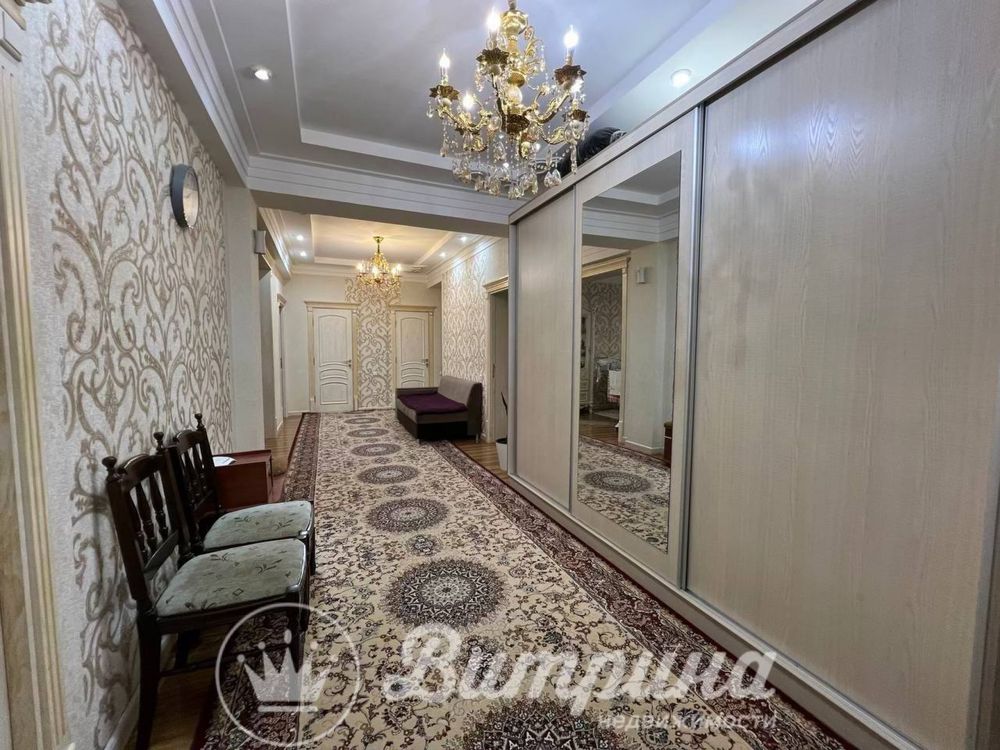 4-х комнатная квартира Нукус, Глинка