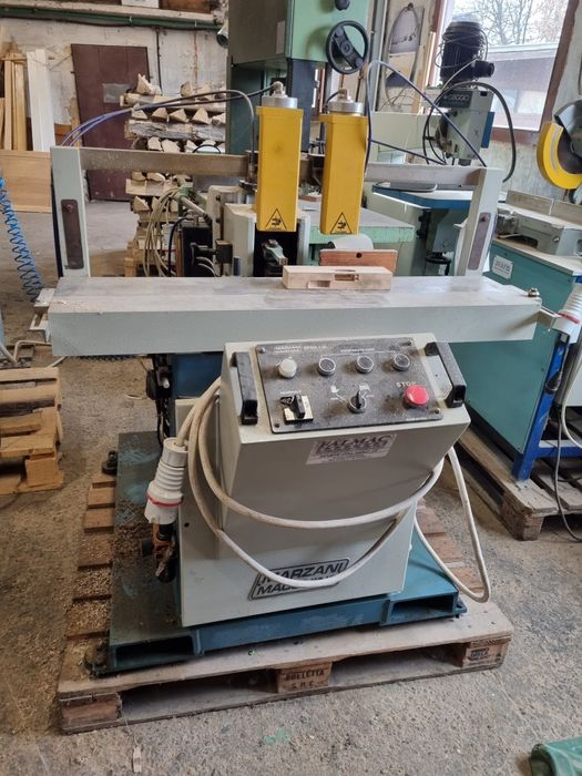 Masina de scobit cu dalta