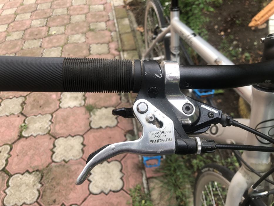 Cursiera . O bicicleta ca noua de magazin.