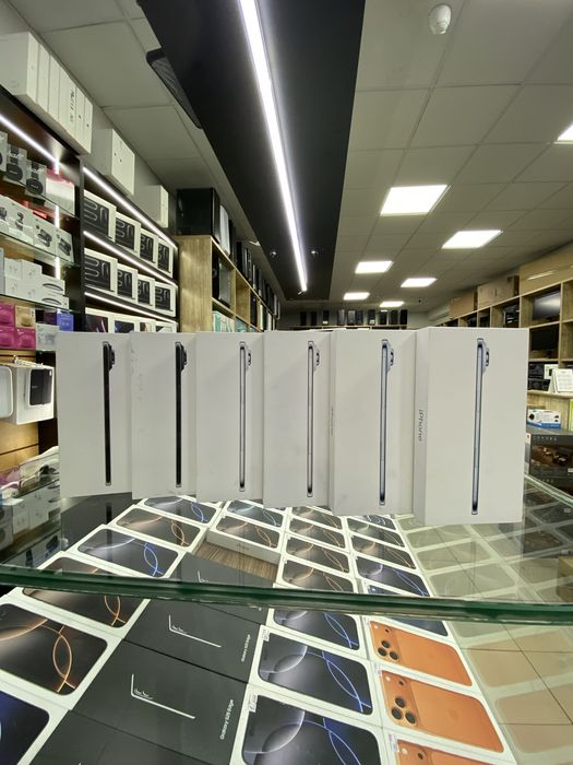 iPhone Air (17) 256gb  Mix