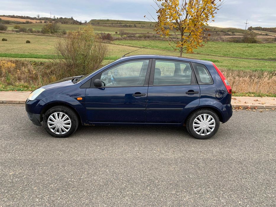 Vând Ford fiesta 2004, euro 4