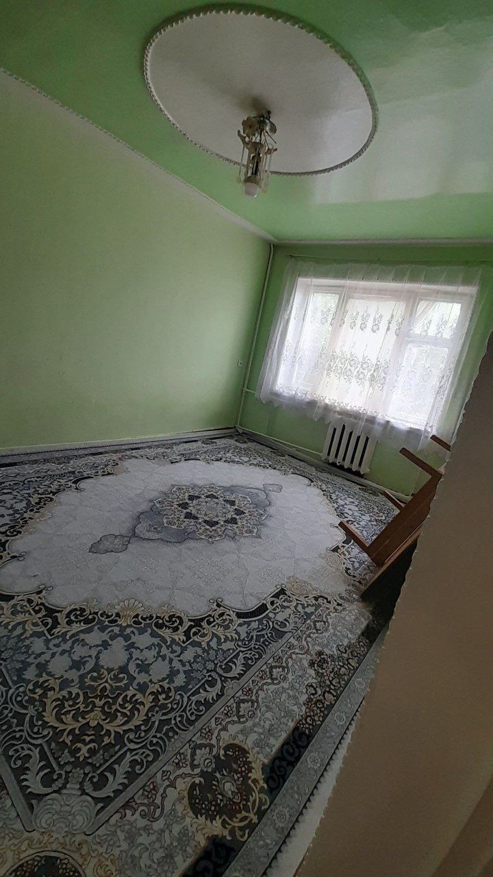 Продается квартира 1/4/5 Азербайджанский центр