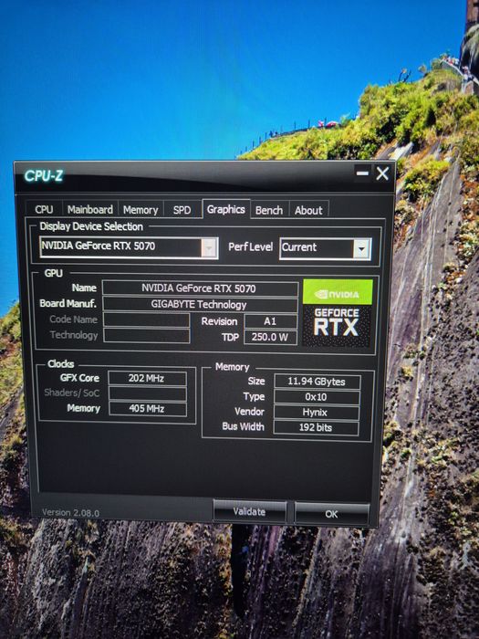 Sistem gaming I5 14400F, RTX 5070. 32 GB DDR5 - GARANTIE