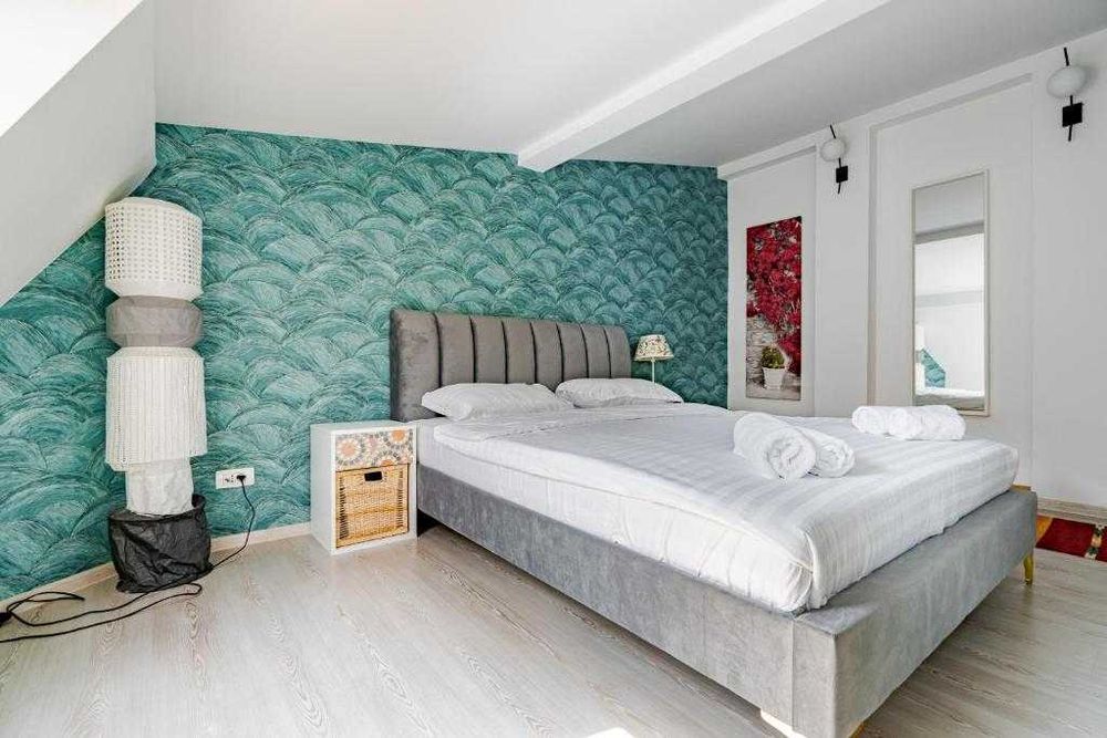 Apartament superb 4 camere, scară interioară: Central București Unirii