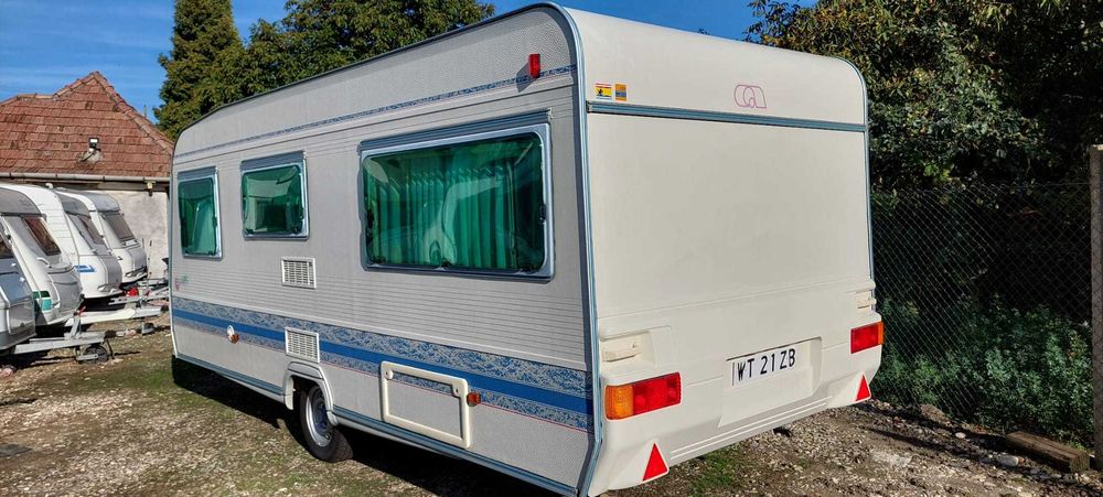Rulota ADRIA502 cu pat matrimonial, boiler,dus, avem 18 rulote in stoc