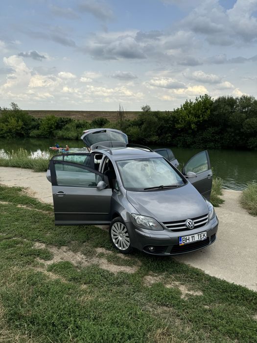 Golf Plus 1.4 TSI R-Line – FULL EXTRA – 122 CP