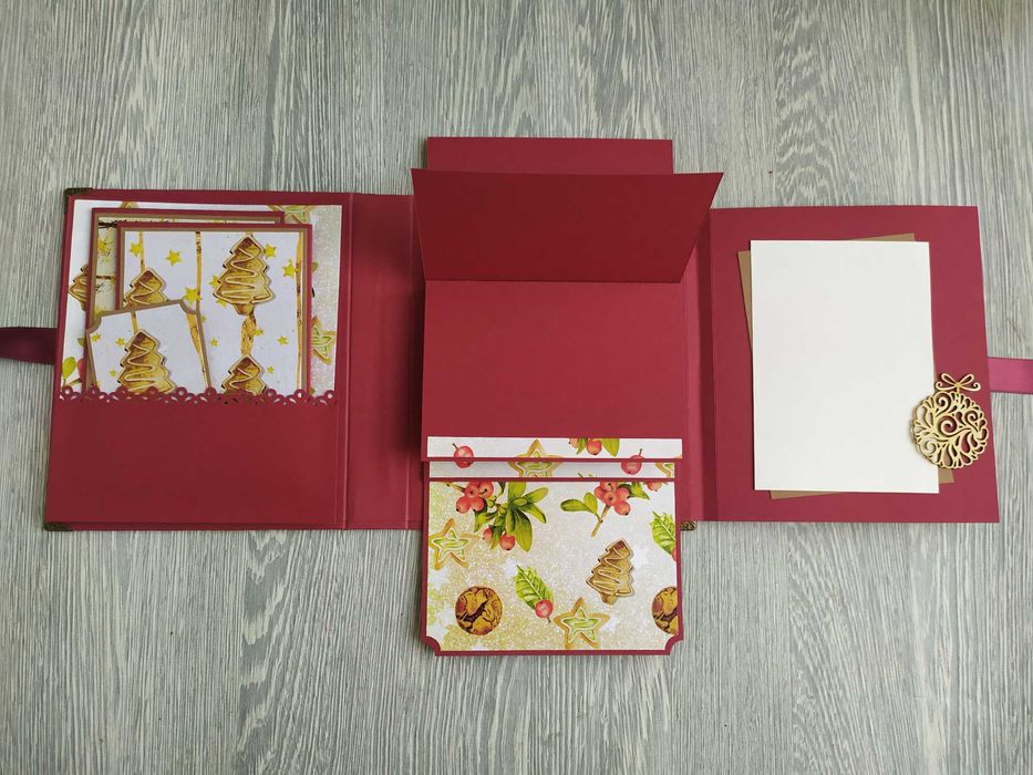 Коледен, скрапбук албум "Коледно изкушение", ръчна изработка /47.2