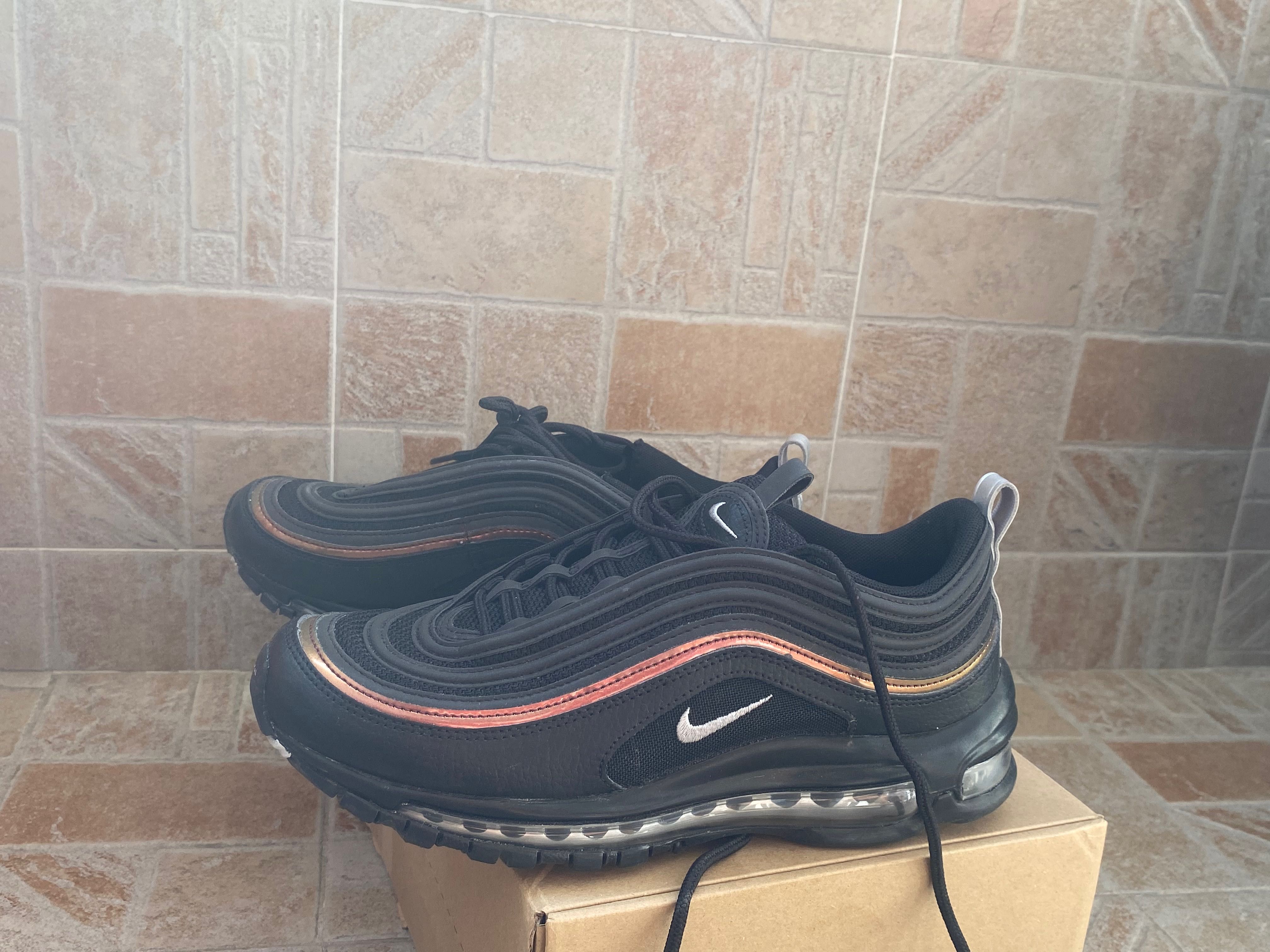 Продават се Nike air max 97