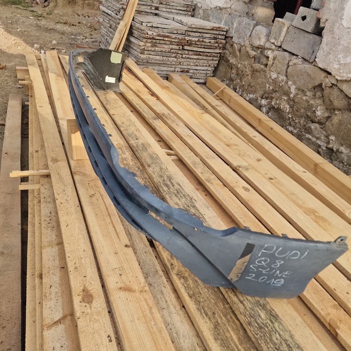 Audi Q8 s-line 2019 задна броня