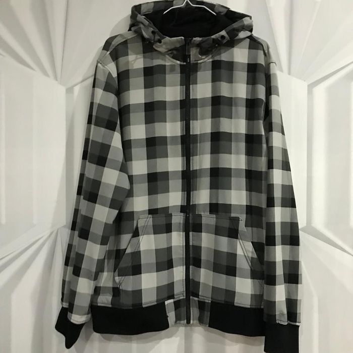 Pulovere  geci diverse