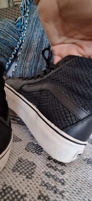 Bascheti Vans dama,piele,nr 38,5 45 lei