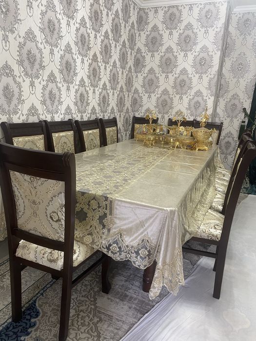 12 -kishilik stol stul sotiladi