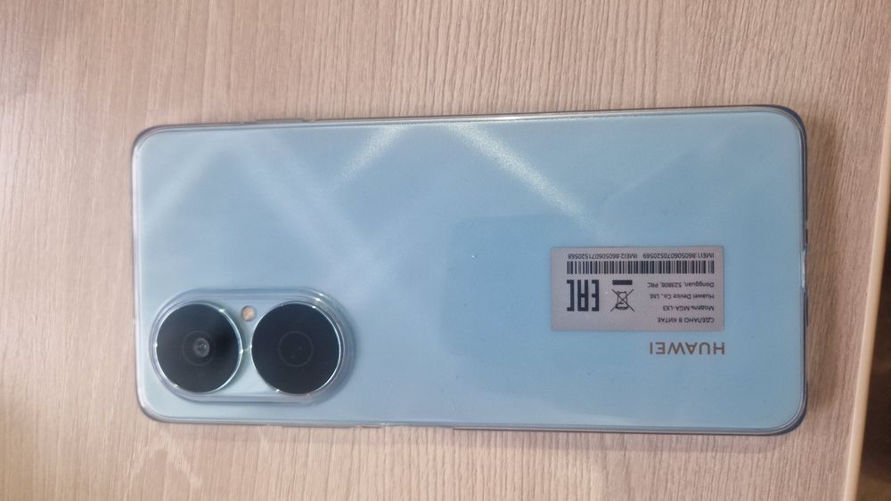 продам телефон huawei nova y73