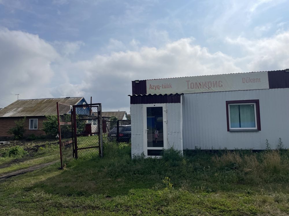Продам дом с магазином в селе Подгорное