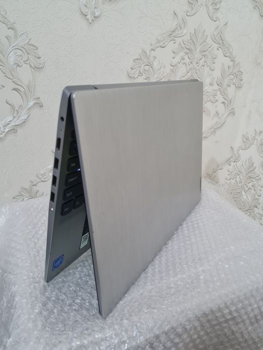 Ноутбук Lenovo Ideapad 3