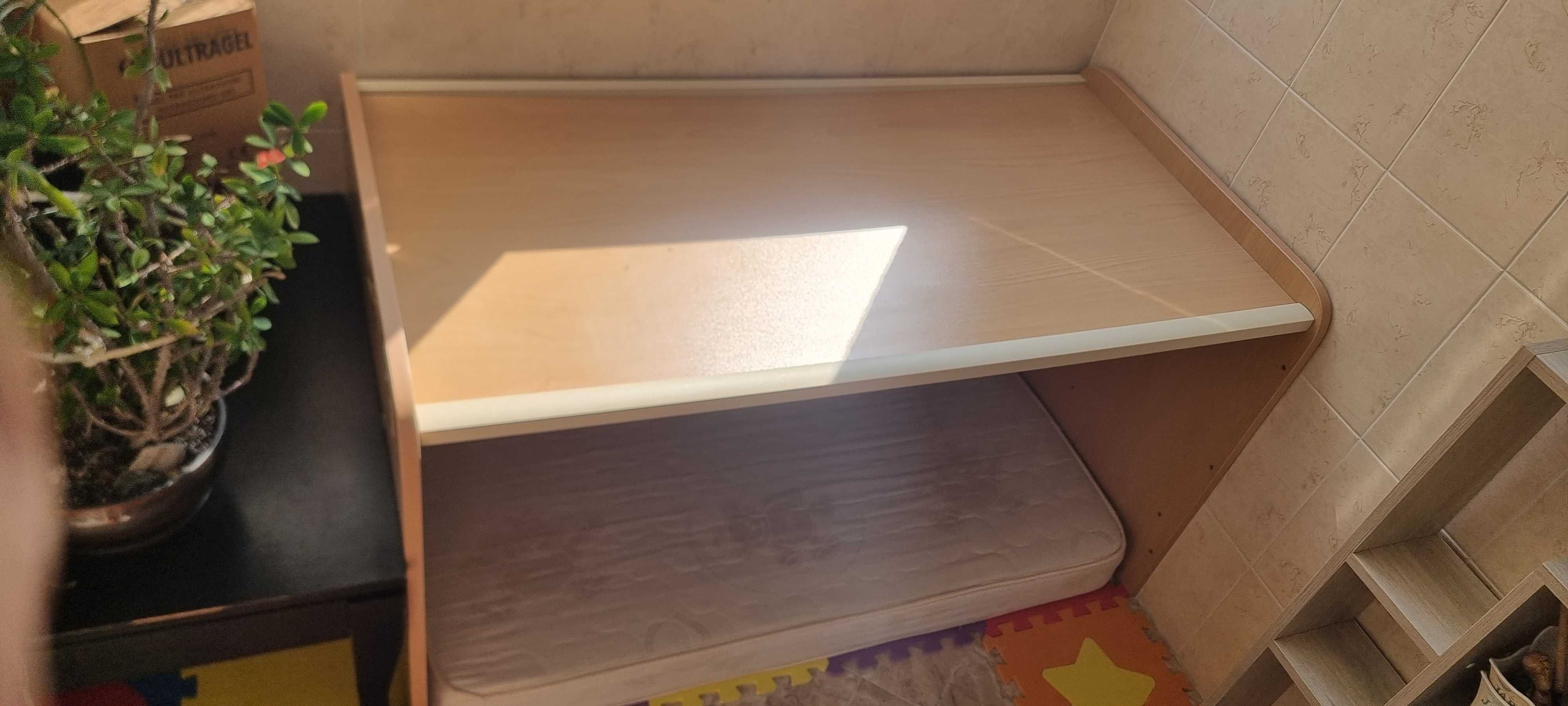 Дървено детско легло с бюро и шкаф